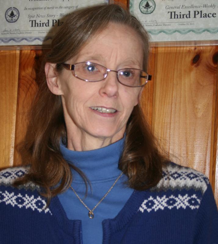Shaw’s employee of 31 years, Sylvia Pelletier. CHARLOTTE BOYNTON/Wiscasset Newspaper Shaw’s employee of 31 years, Sylvia Pelletier. CHARLOTTE BOYNTON/Wiscasset Newspaper