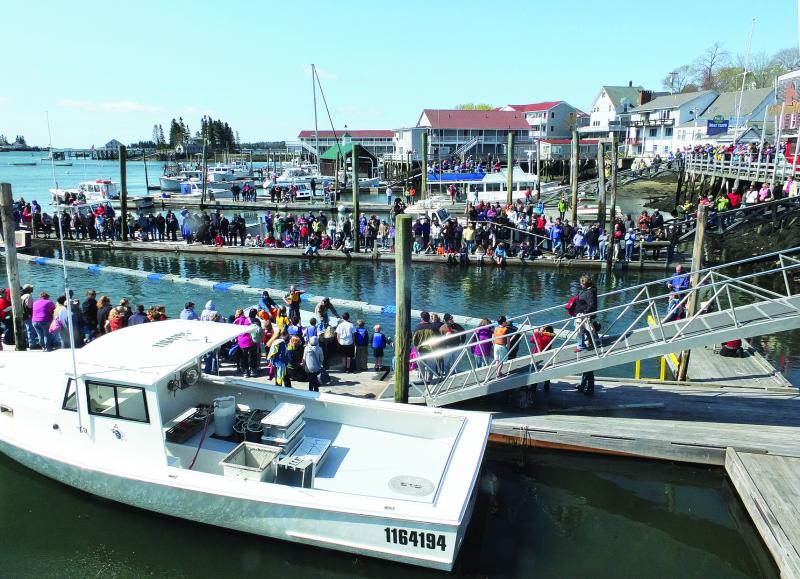 Fishermen's Festival always draws a crowd Fishermen's Festival always draws a crowd
