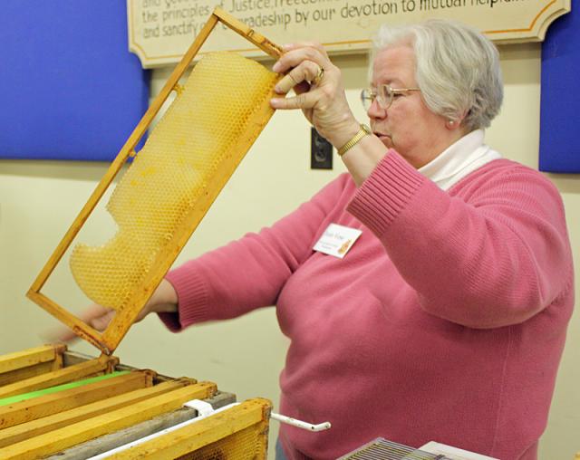 Beekeeper of 27 years Jean Vose. HOLLY S. EDWARDS/Penobscot Bay Pilot Beekeeper of 27 years Jean Vose. HOLLY S. EDWARDS/Penobscot Bay Pilot