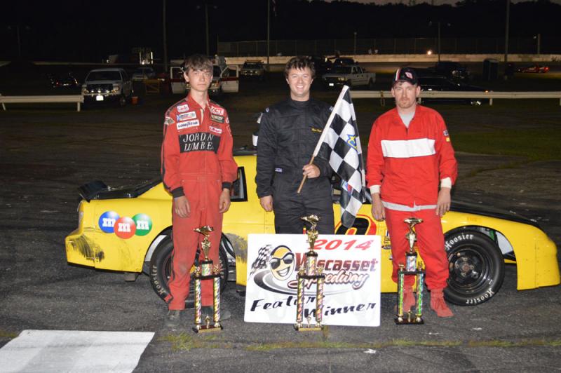 The New England Prostock Four Cylinder top three. (Courtesy of petespicks.smugmug.com)