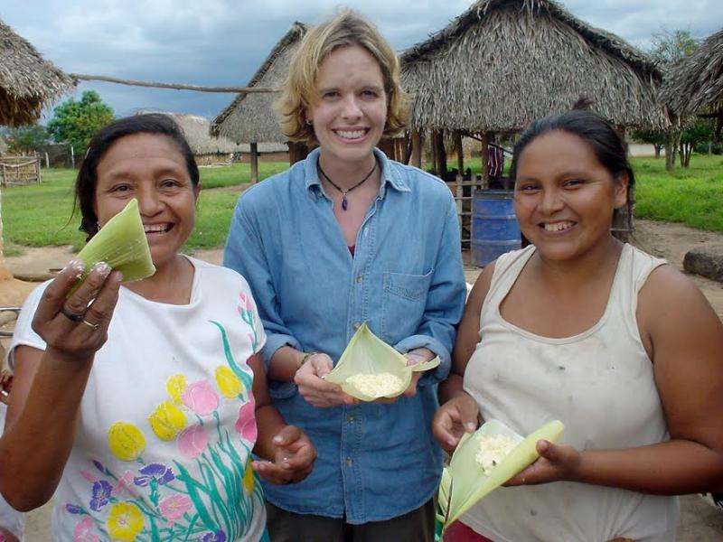 Salvatierra co-founder Kristen Evans with Bolivian artists.