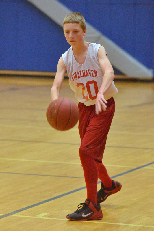 Action from the Busline small school championship between Wiscasset and Vinalhaven. After a close, hard fought battle Wiscasset was able to capture the 52-50 win. (Photo by Ron Hawkes)