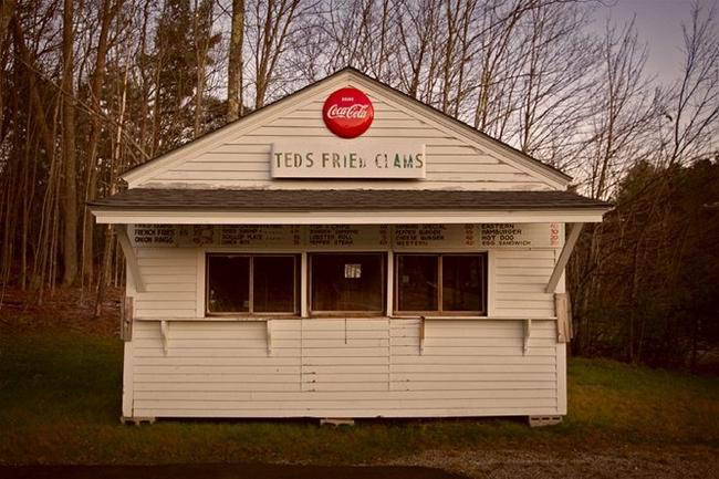 Ted’s Fried Clam shack as it looked when I was a kid, back in the 60s. Courtesy of The Sanford News