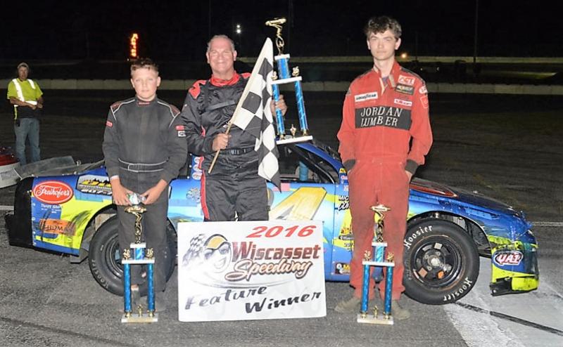 New England 4 Cyl Pros: 25-Lap Feature Top 3: 1. #24, Jeff Prindall - Lisbon; 2. #98, Kamren Knowles – West Gardiner; 3. #4, Connor Wenners - Edgecomb. Pete & Mary Taylor Photography