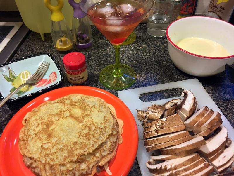 It’s OK to have a manhattan with brunch. SUZI THAYER/Boothbay Register