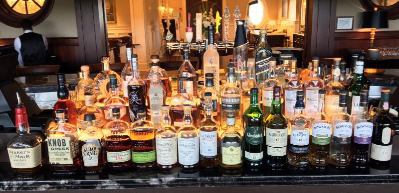 A full bar. Courtesy of Rob Carlin