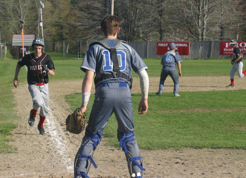 C.J. Robert singled and scored for Wiscasset in the fifth inning. PHIL DI VECE/Wiscasset Newspaper