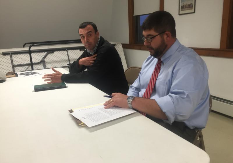 Edgecomb School Committee Chair Tom Abello, left, and Edgecomb Eddy School Principal Ira Michaud meet with Alna selectmen Oct. 17. SUSAN JOHNS/Wiscasset Newspaper