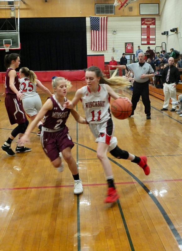 Zoe Waltz makes a break for the basket against Monmouth’s Audrey Fletcher. PHIL DI VECE/Wiscasset Newspaper