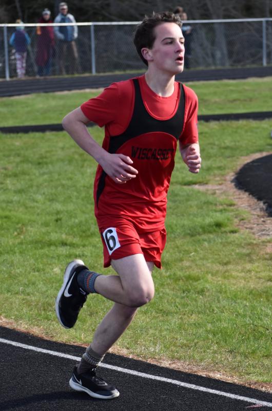Chance Blagdon placed sixth, picking up a team point for WMHS. PHIL DI VECE/Wiscasset Newspaper