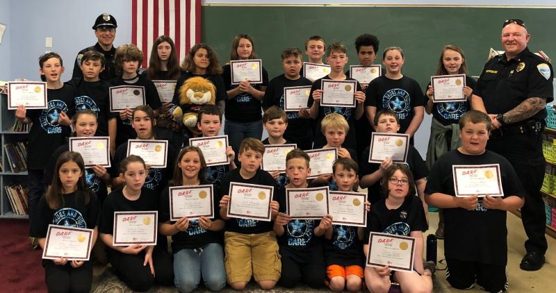 The 2019 Wiscasset Elementary School DARE graduates with SRO Cory Hubert, upper left, and Police Chief Larry Hesseltine, far right. Cindy Collamore photo