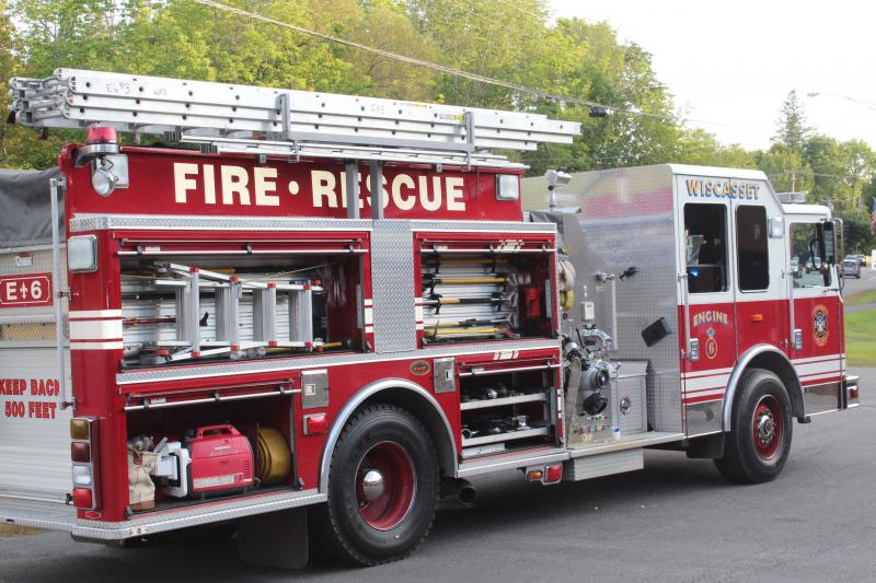 “Touch the Truck.” VANESSA DUNN/Wiscasset Newspaper
