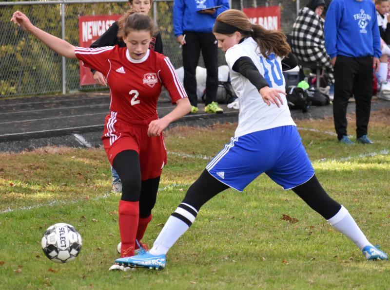 Eliza Paradis picked up an assist on the Wolverines’ winning goal. That’s Mt. Valley’s Audra Bean. PHIL DI VECE/Wiscasset Newspaper