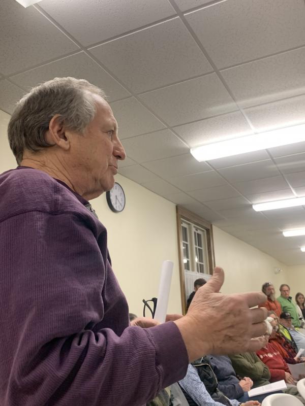 Peter Walsh speaks in support of the proposed purchase. SARAH WHITFIELD/Wiscasset Newspaper