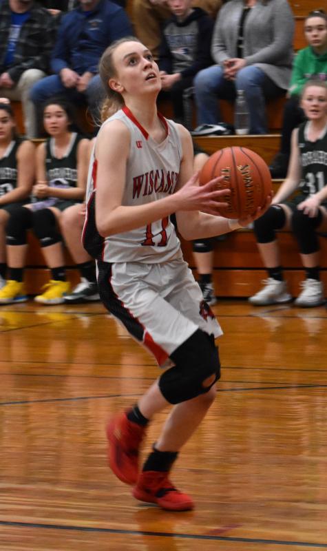 Zoe Waltz scored nine points, including seven in the third period in Saturday’s game with Carrabec. PHIL DI VECE/Wiscasset Newspaper