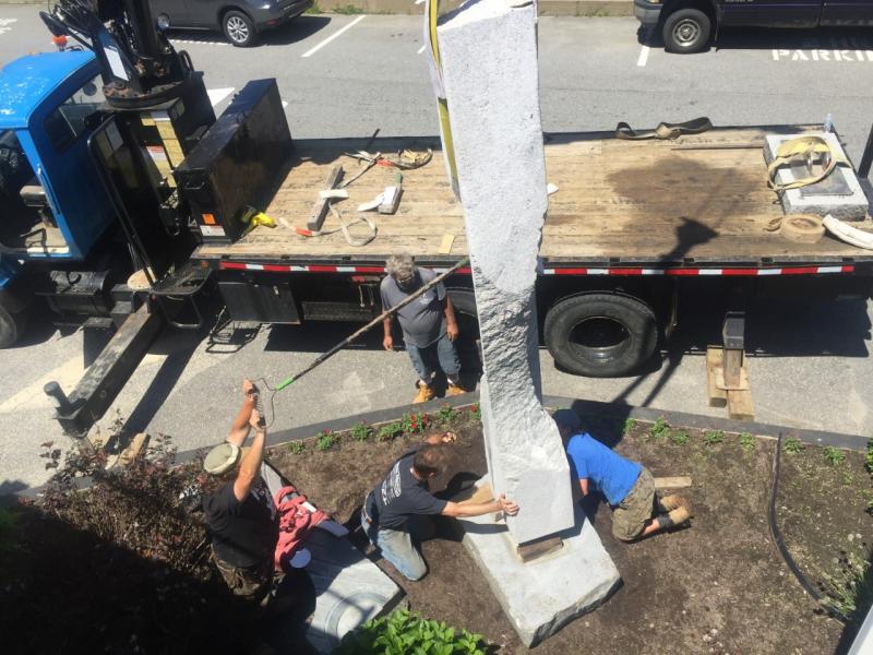 It was a tad stressful getting Miles Chapin’s “Expanse” level on its base at Tugboat Inn last week. LISA KRISTOFF/Boothbay Register