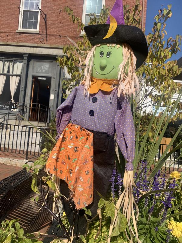Downtown decoration for Scarecrowfest. SUSAN JOHNS/Wiscasset Newspaper