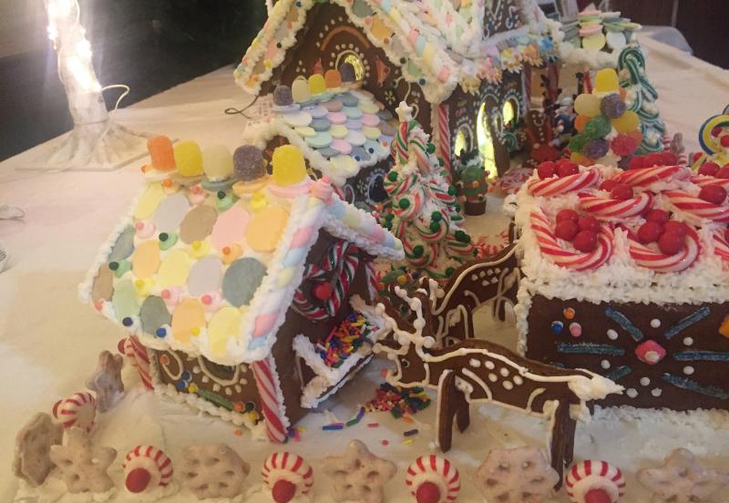 One angle of Carla Warren’s “Winter Wonderland” – 2020’s Almost Most Spectacular award winner. Carla Warren