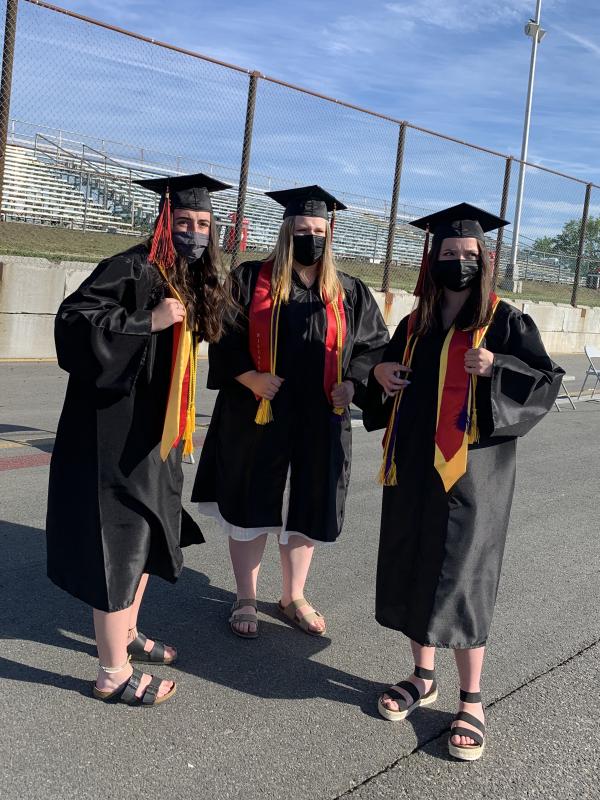 From left, Kayla Cossette, Brooke Thayer and Chrissy Easter. SUSAN JOHNS/Wiscasset Newspaper