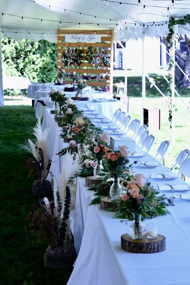 Bridal party seating design at Boothbay Railway Village Museum. Courtesy of Lori Reynolds