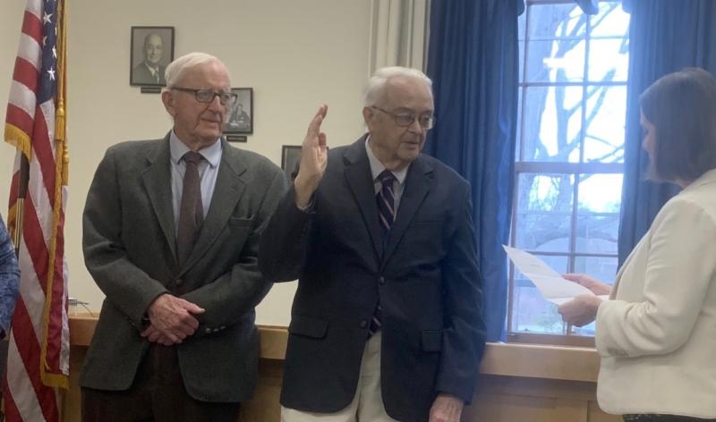 Maine Secretary of State Shenna Bellows, right, officiates over Commissioner Bill Blodgett’s swearing-in Jan. 3 at the county courthouse while Commissioner Hamilton Meserve, left, observes. BILL PEARSON/Boothbay Register