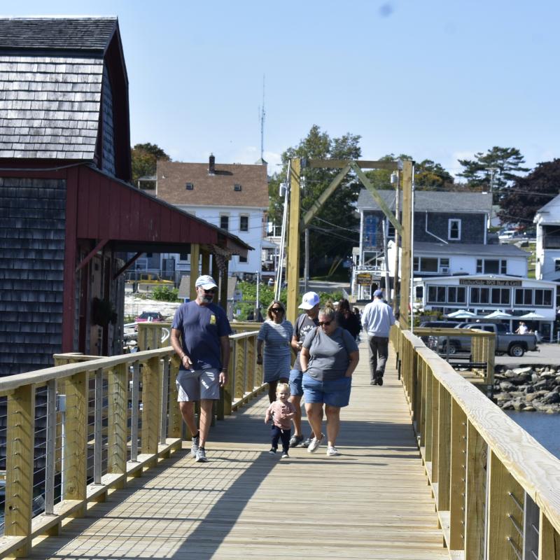 Boothbay Harbor debates plans to save historic footbridge