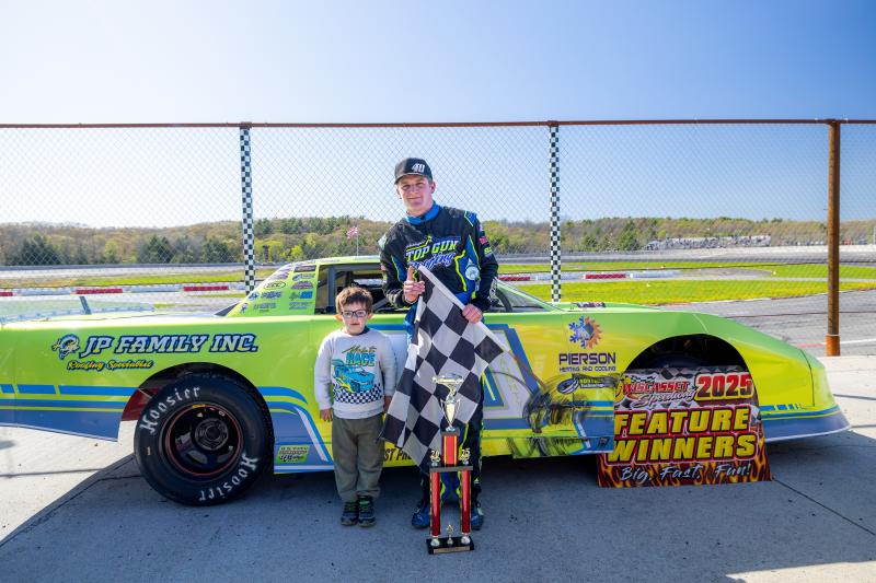 Dan McKeage Jr. and Junior Official Dakota Glidden Jr. Jasen Dickey Photography Dan McKeage Jr. and Junior Official Dakota Glidden Jr. Jasen Dickey Photography