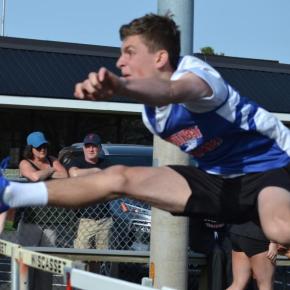 BOYS HURDLER 