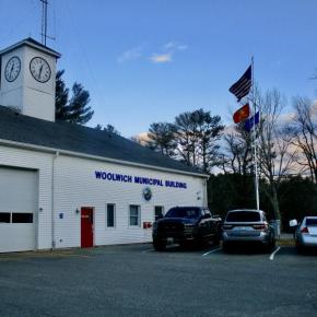 Woolwich Municipal Building. (file photo)