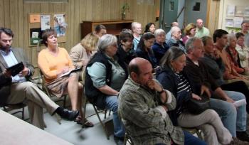 Edgecomb Selectmen's Chairman Jessica Chubbuck correctly predicted a big turnout. SUSAN JOHNS/Wiscasset Newspaper