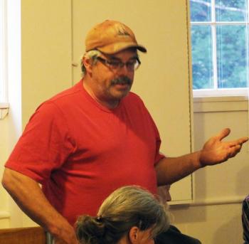 Westport Island resident Mike Cromwell speaks in favor of the town keeping the Wright house and property. JOHN MAGUIRE/Wiscasset Newspaper