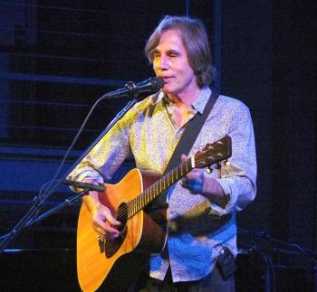 Jackson Browne at the Opera House at Boothbay Harbor July 10. GARY DOW/Boothbay Register Jackson Browne at the Opera House at Boothbay Harbor July 10. GARY DOW/Boothbay Register