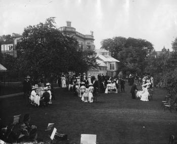 Garden party at Mr. Meighen's residence, Montreal, QC, 1908. Courtesy of the McCord Museum
