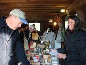 Jim Skiff, Joyce Steel