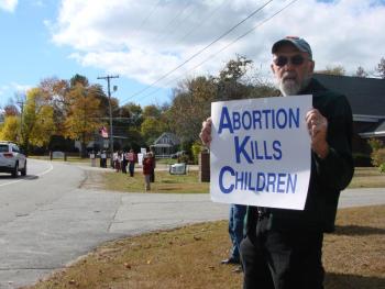 John Pray, Wiscasset, life chain, demonstration