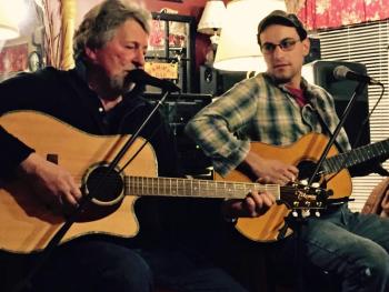 The Boothbay Pickers Noel Arrington and Gabe Tonon, pickin and a-storytellin’ Wednesday nights at Mama D’s. LISA KRISTOFF/Boothbay Register The Boothbay Pickers Noel Arrington and Gabe Tonon