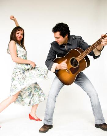 Folk rockers Mike & Ruthy
