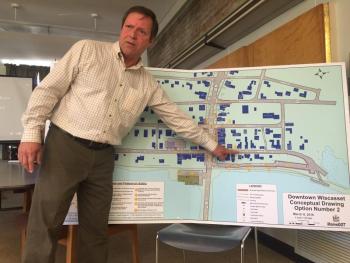 Maine Department of Transportation regional planner Gerry Audibert speaks to the Wiscasset Area Chamber of Commerce at the municipal building April 28. SUSAN JOHNS/Wiscasset Newspaper