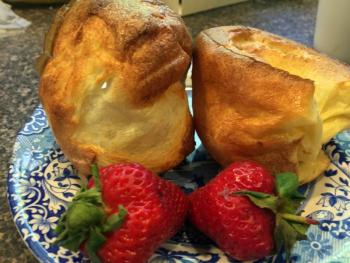 Popovers are always a good brunch choice. SUZI THAYER/Boothbay Register