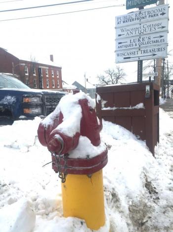 A cleared-off hydrant on Main Street. SUSAN JOHNS/Wiscasset Newspaper