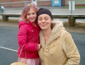 Amelia, 4, and Shelby Annis of Dresden. ART MAYERS/Wiscasset Newspaper