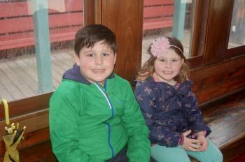 John, 8, and Jillian, 5, Campbellton of Gardiner. ART MAYERS/Wiscasset Newspaper