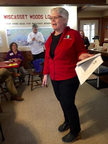 Wiscasset Woods Lodge co-owner Saundra Neperud speaks to the crowd. SUSAN JOHNS/Wiscasset Newspaper