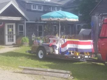 Morris Farm parade float for Yankee Doodle Bugs. VANESSA DUNN/ Wiscasset Newspaper