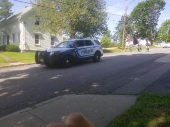 A Wiscasset police car kicks off the parade. VANESSA DUNN/Wiscasset Newspaper