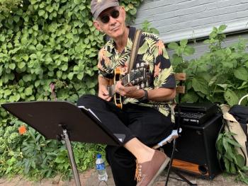 Jazz guitarist Dave Lawlor. SUSAN JOHNS/Wiscasset Newspaper