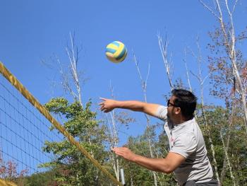 Bunra Kheang plays in the volleyball benefit. SUSAN JOHNS/Wiscasset Newspaper
