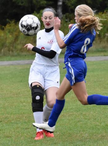 Gwen Webber and Mt. Abram’s Lily Day. PHIL DI VECE/Wiscasset Newspaper
