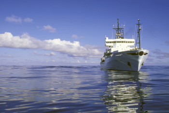 The RV Thomas Thompson transits during a research cruise. On Jan. 24, scientists from Bigelow Laboratory for Ocean Sciences and a Maine teacher embark on a research cruise aboard the RV Thomas Thompson to investigate a globally-important algae. Courtesy of the University of Washington
