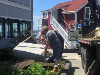 Base work. That’s Alman Morton of Campbell Marine in the foreground. LISA KRISTOFF/Boothbay Register